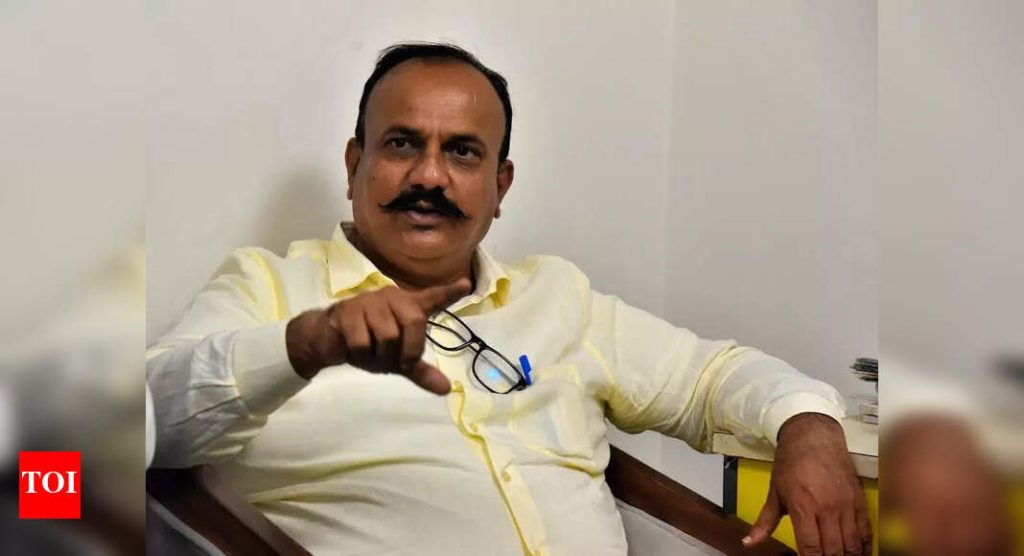 एमव्हीएमध्ये सामील झाल्यानंतर पक्षाचे प्रतीक सर्वत्र पोहोचले नाही, स्थानिक शरीरातील मतदानासाठी राज्यव्यापी युतीचा नियम नाही, असे महा कॉंग चे प्रमुख म्हणतात