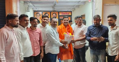 कळंबोली शिवसेना शहराध्यक्ष तुकाराम सरक यांचा वाढदिवस उत्साहात साजरा